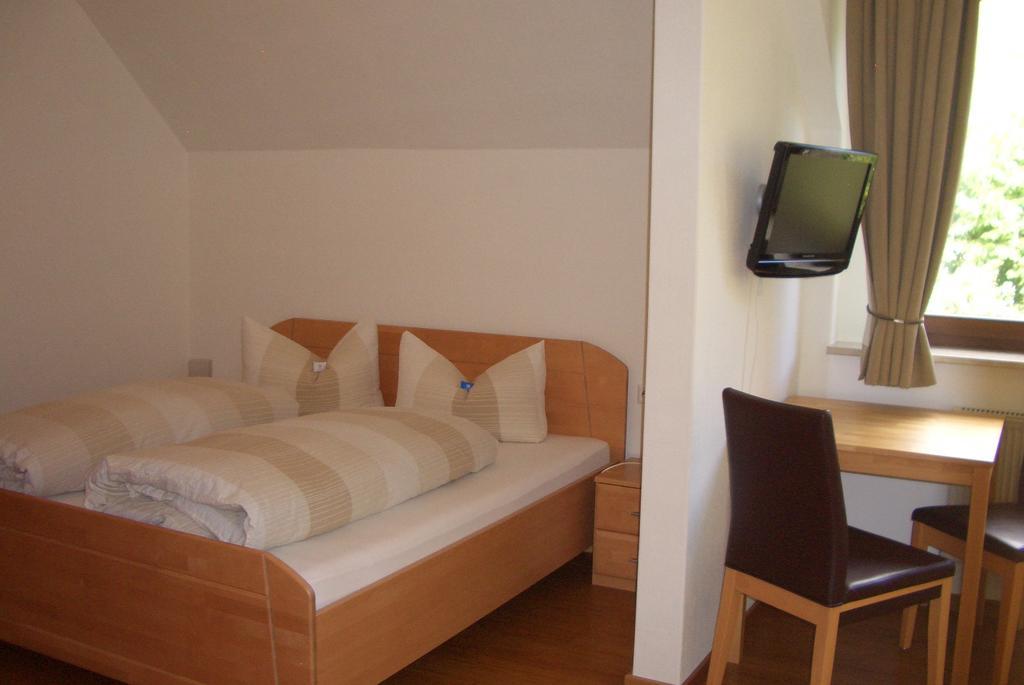Gaestehaus Weberskirch แอนสท์ ห้อง รูปภาพ